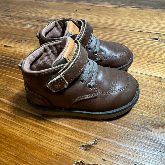 Stride Rite Quinn Boys Leather Easy On/Off Boot Chocolate Brown Velcro strap 5 - Picture 3 of 10